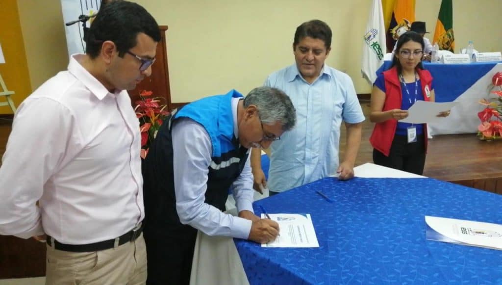 Firma Del Convenio Para El Fortalecimiento De Primer Nivel De